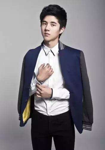 95后忙着霸屏上热搜,没听说这些名字的都是88年中年**