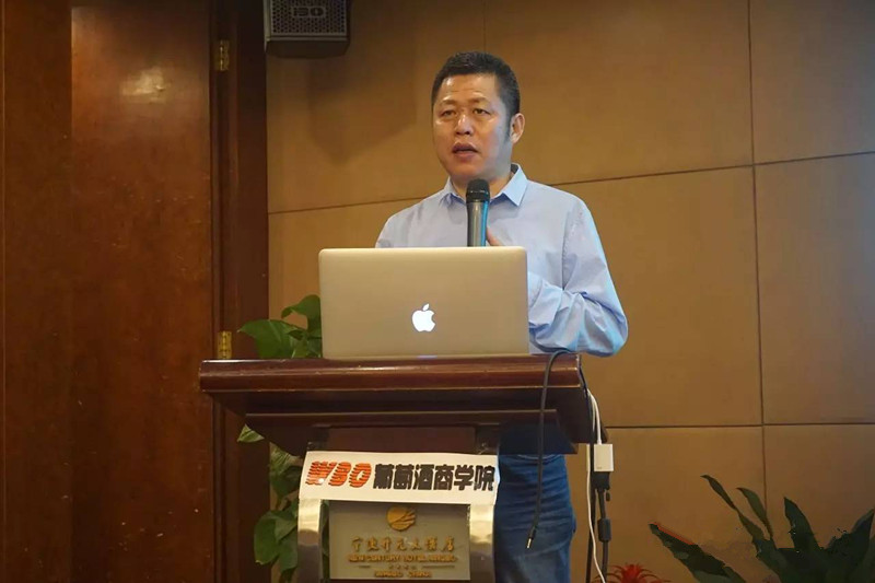 他任新浪网高管，1年让中酒网扭亏，他将告诉你电商的整套方*论法**