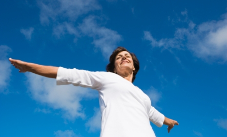 乳腺癌自检的护理宣传视频,女性检查什么预防乳腺癌