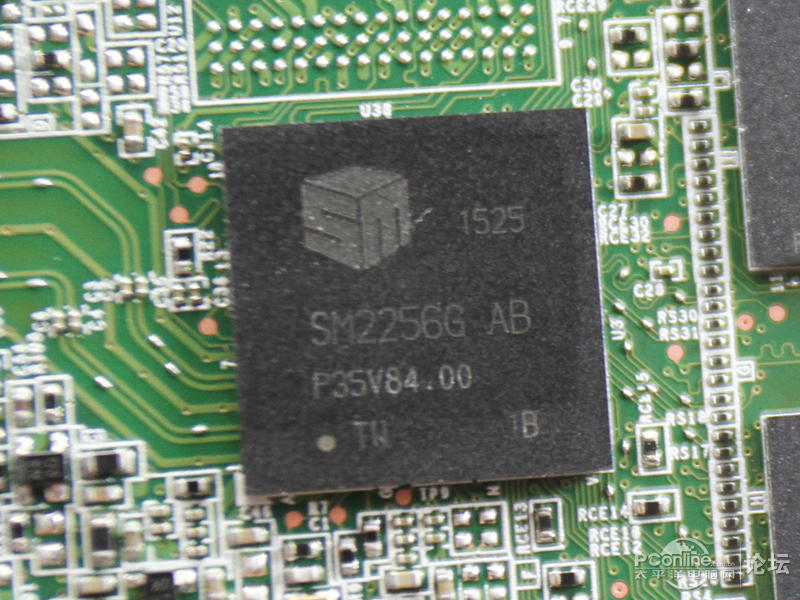 英睿达bx100和bx200,英睿达bx200