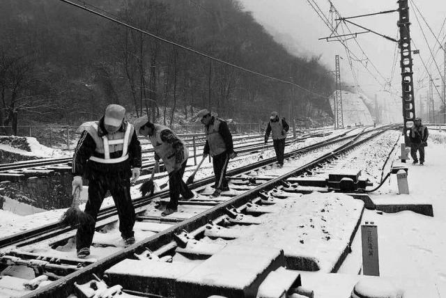 元宵节阴天怎么看月亮,元宵节看着天上的圆月会说什么