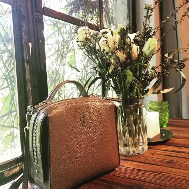 鏈翠俊鎯犻噾瑁曡礊,閲戣璐炴柊鍓ф垜鐨勬伓榄旂┛鎼埍椹粫