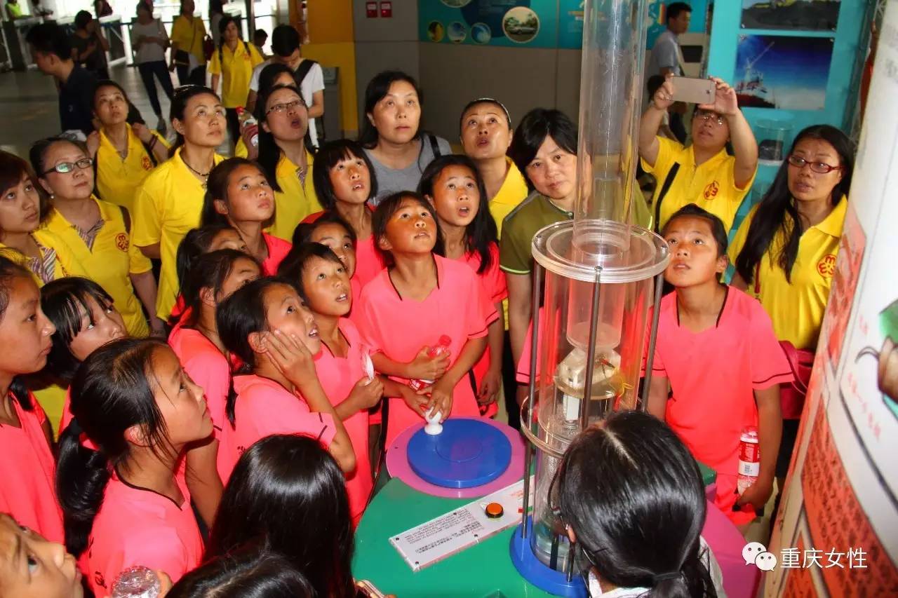 大山里的留守女童足球队，大山里的铿锵玫瑰！