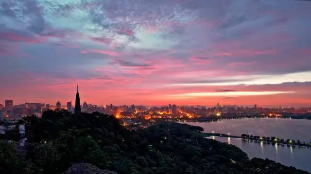 大悦城玩的项目,大悦城西湖