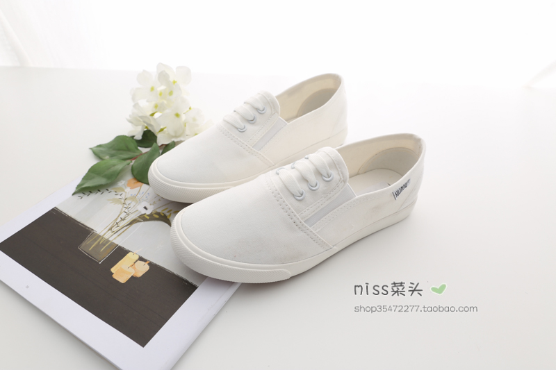 鞋柜必备这4双小白鞋百搭又时髦,鞋柜必备百搭又白菜的鞋
