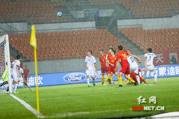 中国U22男足3:2战胜乌兹别克斯坦U22男足