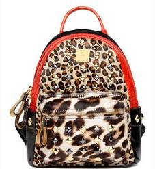 巴黎世家四件套，香奈儿澡堂拖鞋？别再抄袭中国大妈的嫁妆了！