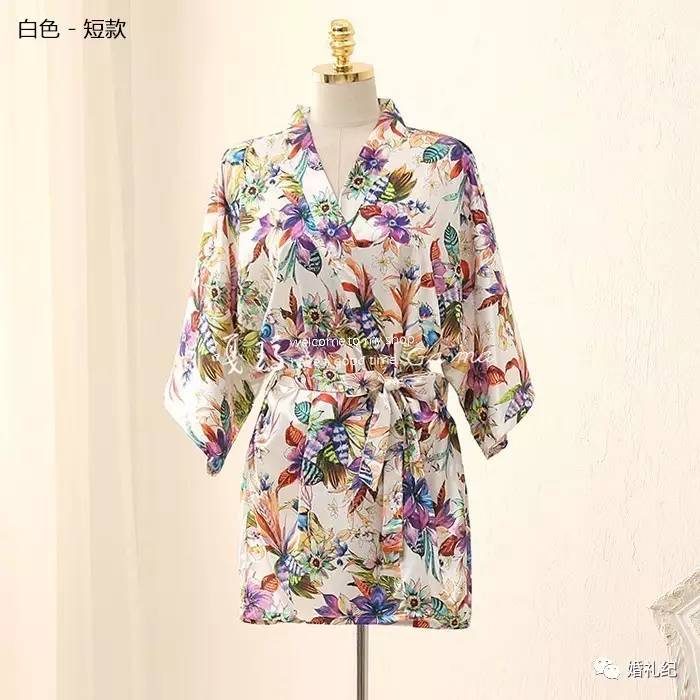 安以轩婚礼晨袍,安以轩陈荣炼婚礼晨袍