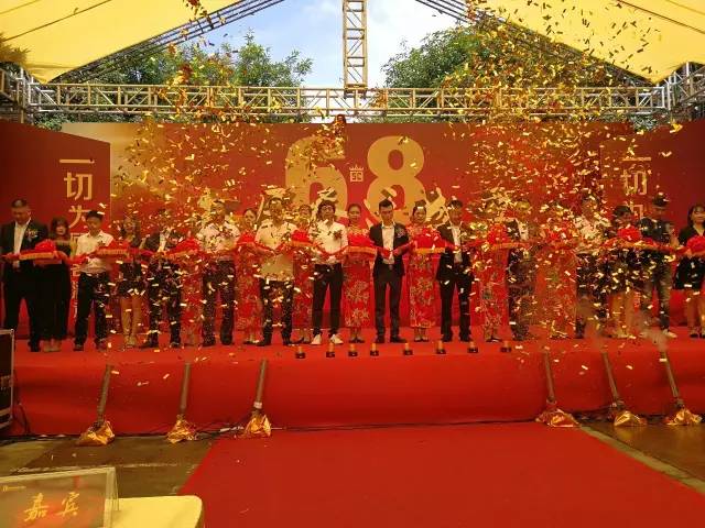 尚层装饰有限公司简介,尚层装饰成都分公司家装节