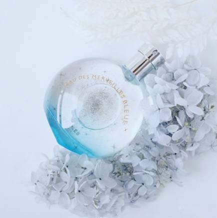 真正适合夏天的大牌香水,什么香水有脂粉味又很清新