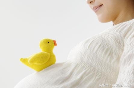 胎动翻江倒海胎儿在干什么,胎动跌宕起伏