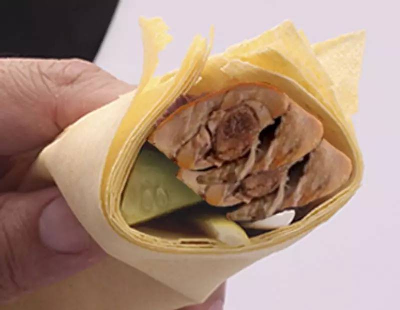 一盒让你忘掉手抓饼的山东煎饼，每一口都能吃出康师傅鸡蛋卷的味