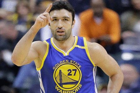 *力暴**再现！杨毅：来自格鲁吉亚的拳击手挥出了他的拳头！