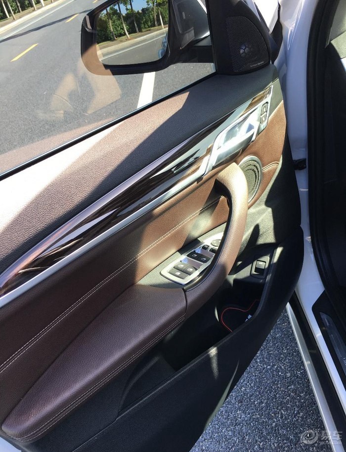 想换辆SUV，看了全新宝马X1，比老款的漂亮好多