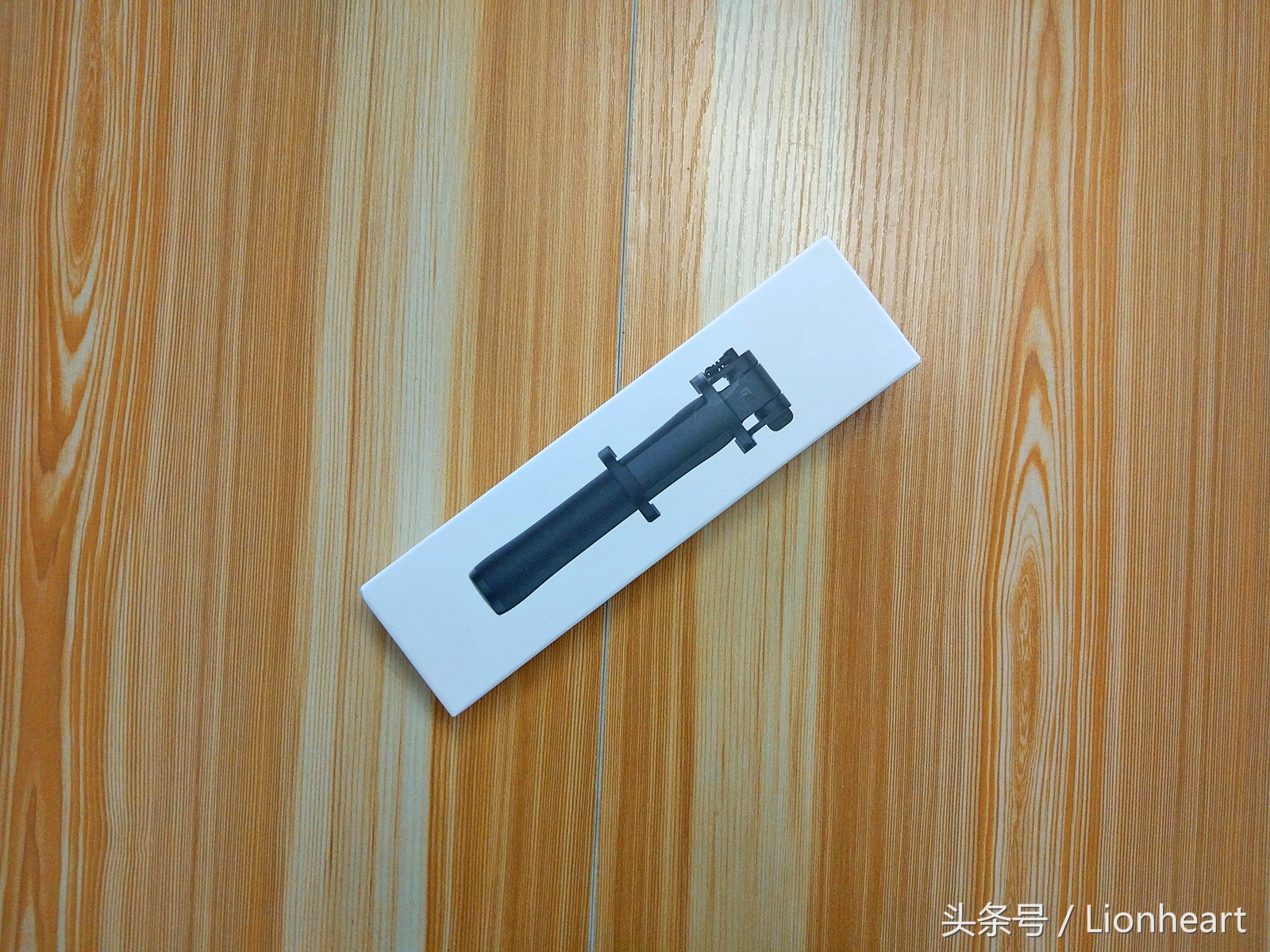 小米自拍杆最简单的方法,老款小米自拍杆使用教程