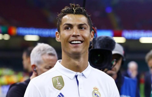 c罗有龙凤胎了吗,c罗的龙凤胎是亚洲人吗