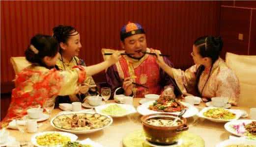 如今的中国足球缺不缺教练,中国足球难道要靠外援来踢球吗