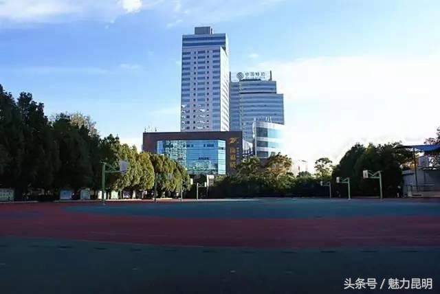 昆十二中建校,昆十二中在哪里