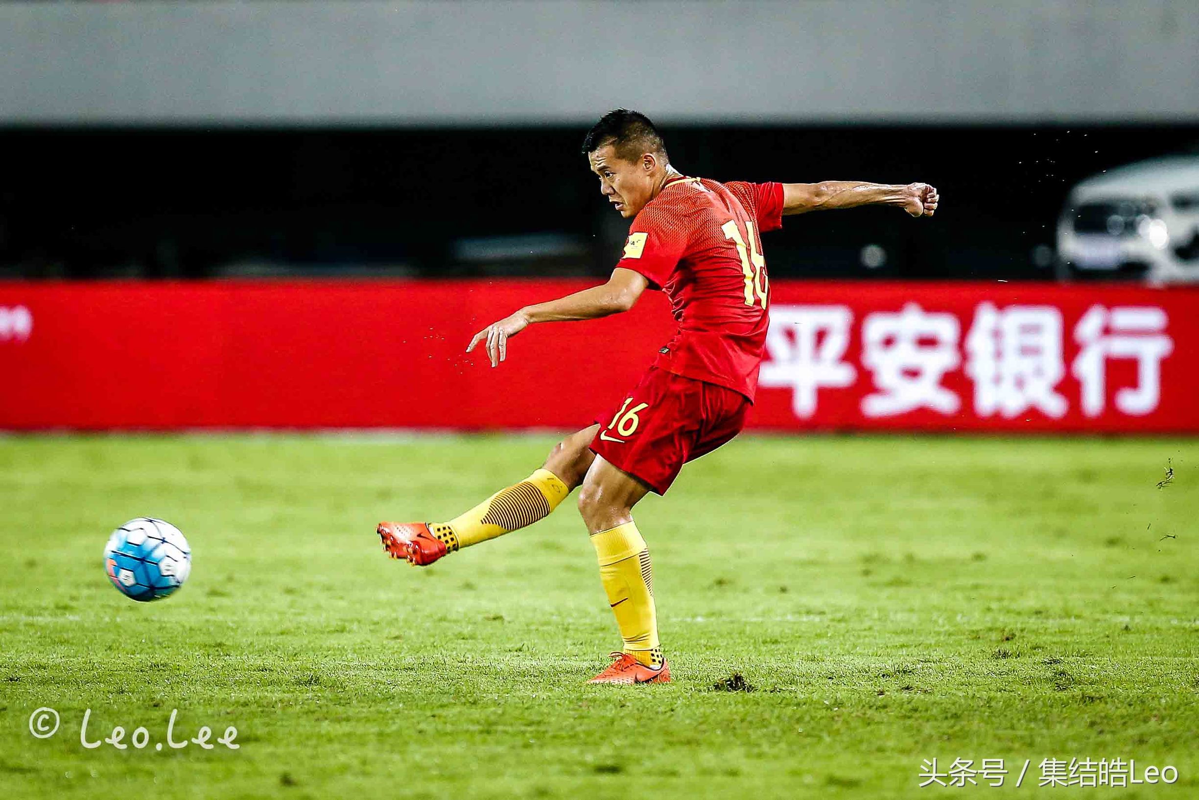 国足0-1不敌叙利亚新闻评述,国足客战1比0负于阿曼