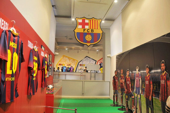 日本足球漫画天空之翼,二次元有什么漫画