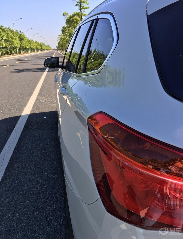 想换辆SUV，看了全新宝马X1，比老款的漂亮好多