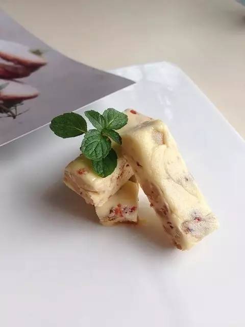 感谢命运的安排让我遇见了你,感谢命运的安排终于让我遇到你