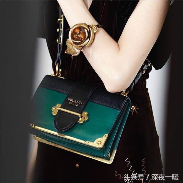 prada比gucci有档次,最近爆火的prada