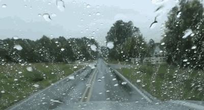 挡风玻璃被砸个坑怎么修复,挡风玻璃砸个坑要紧吗