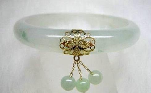 玉镯断了可以直接扔掉吗,玉镯断了可以改成什么