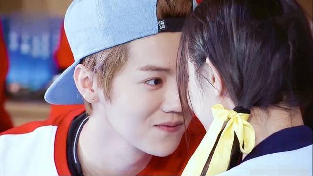 郑恺鹿晗热巴一组是哪一季,郑恺谈鹿晗迪丽热巴