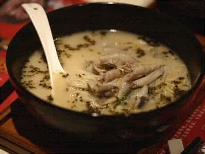 和府捞面和味千拉面是日本的吗,和府捞面的猪软骨和味千哪个好吃