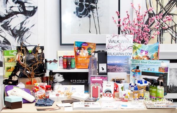 振动棒、腋下贴还送拉皮手术？奥斯卡大礼包脑洞可真大...