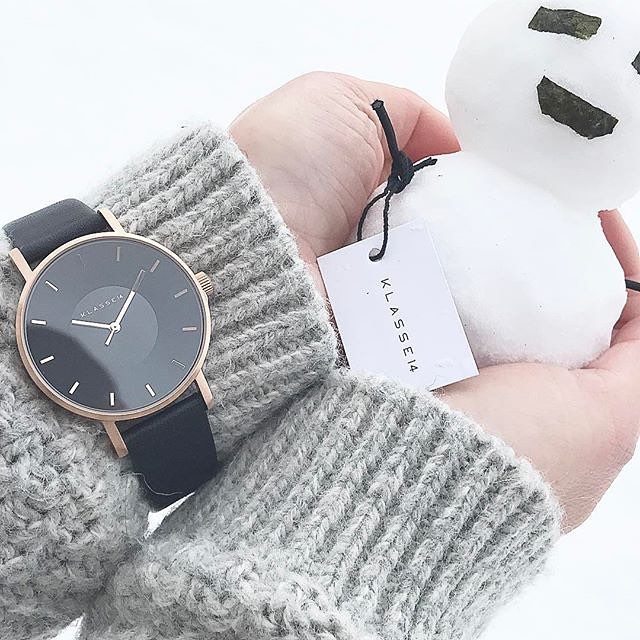 时尚手腕带,小众显瘦时尚轻奢时装