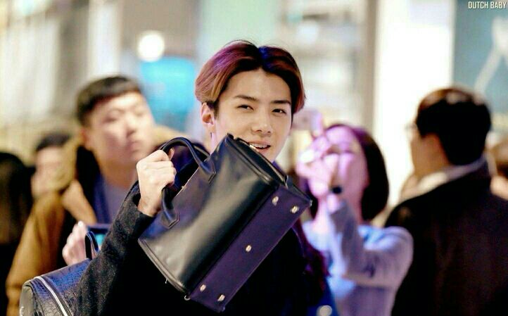 exo吴世勋躲避游戏,exo吴世勋韩国歌手