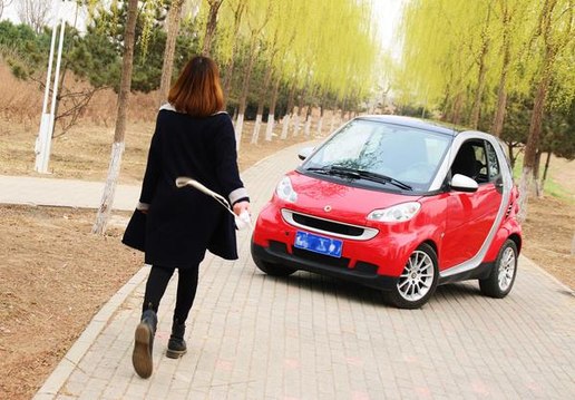 smart车主真实感受,萌妹子评车