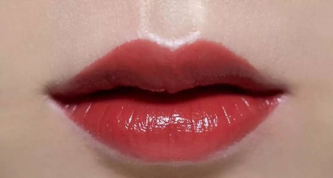 平价滋润款口红试色,平价且超好用的口红伪素颜