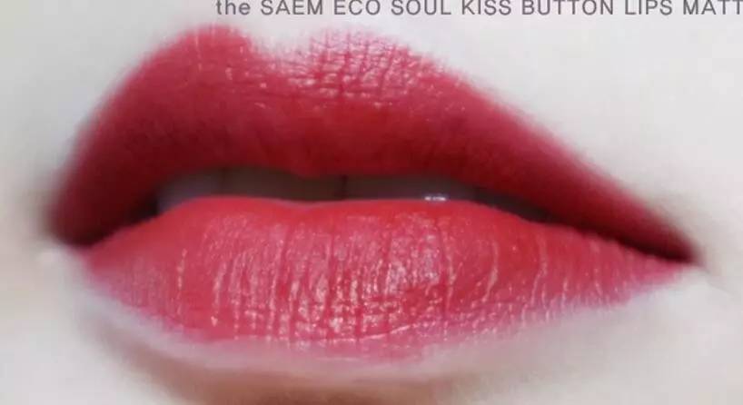 平价滋润款口红试色,平价且超好用的口红伪素颜