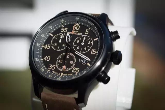 适合父亲的穿搭,父亲节最适合买什么东西