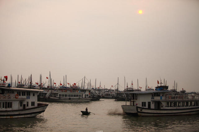 下龙湾小商品,去越南下龙湾必买东西是什么