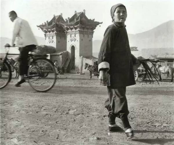 这个新西兰人用4个月走遍了中国,他镜头里的祖国你肯定没见过……