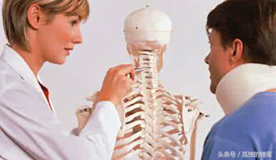 应该如何应对痉挛性斜颈儿童的抽动症跟这种病有什么关系