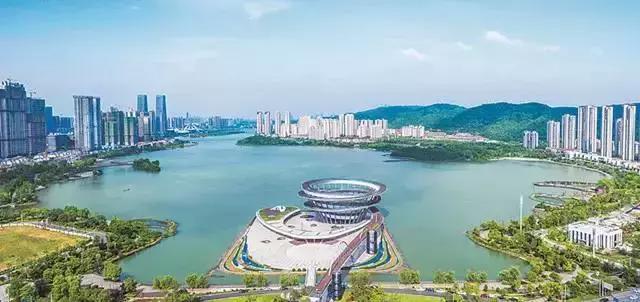 长沙ifs地标打卡地点,长沙湘江边的地标建筑