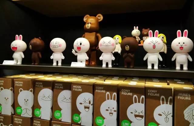 天猫新零售小龙虾,天猫小龙虾馆开业视频