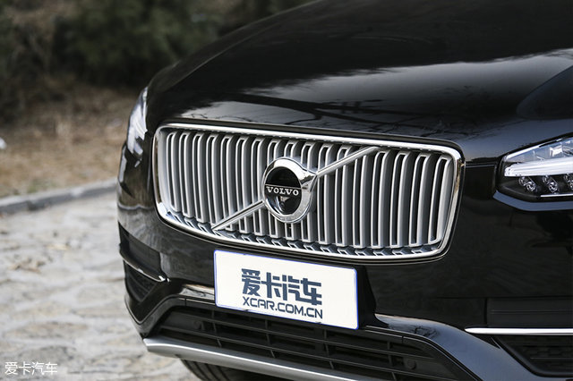 大众途锐对比沃尔沃xc90,大众途锐越野测试xc90