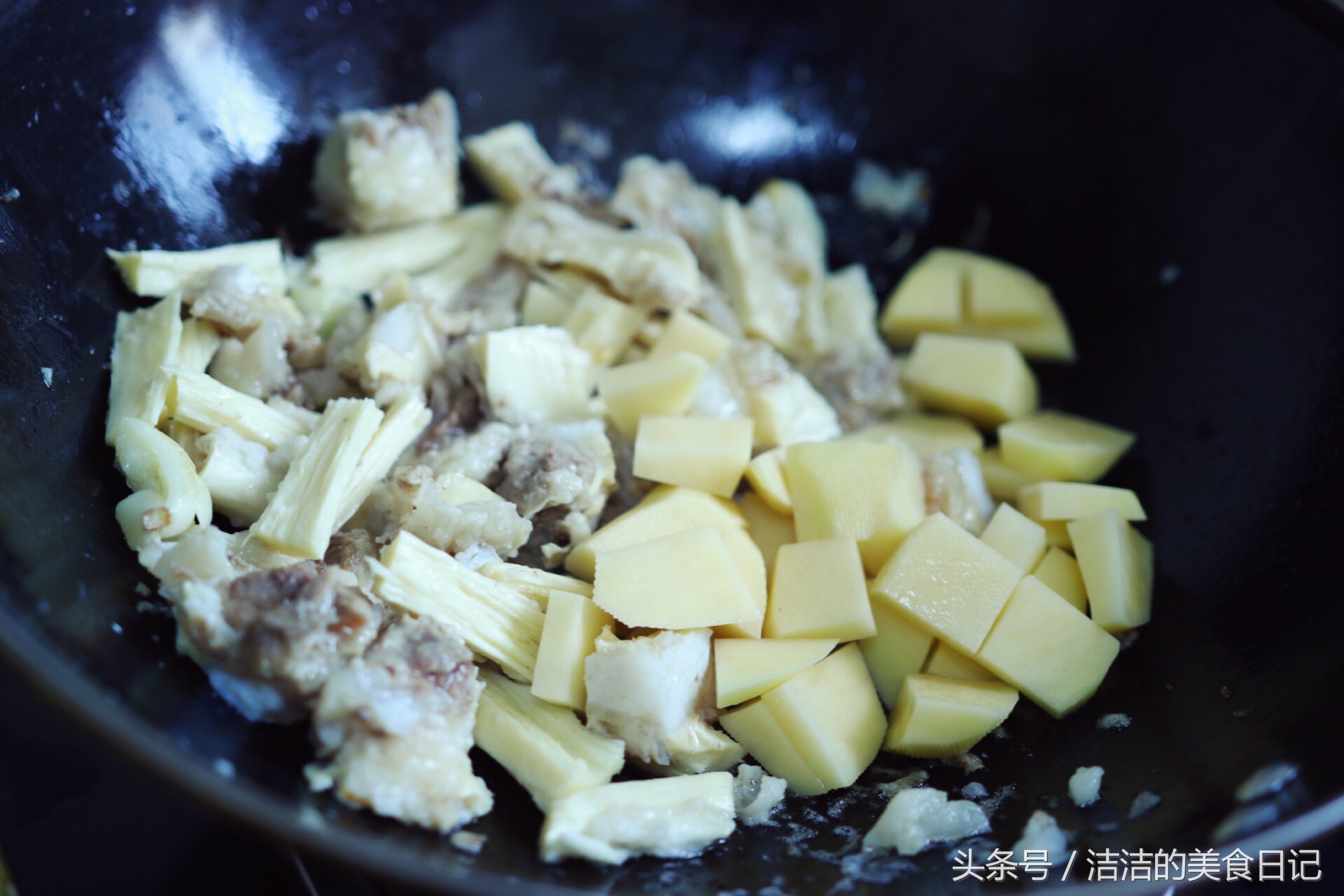 牛板筋怎么烧才能不塞牙,越嚼越香好吃得不得了的牛板筋