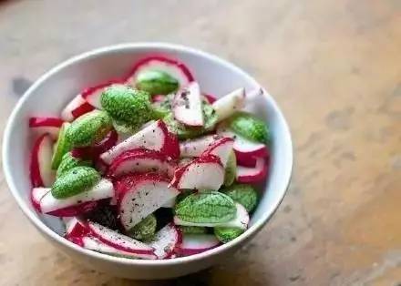 世界上最小的西瓜是什么西瓜,世界上最小的西瓜里面是蓝色的