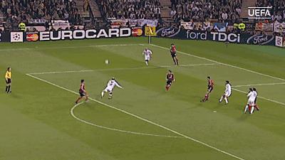 只有这部被中国人打一星的奇葩纪录片，才配得上他五星的球王生涯