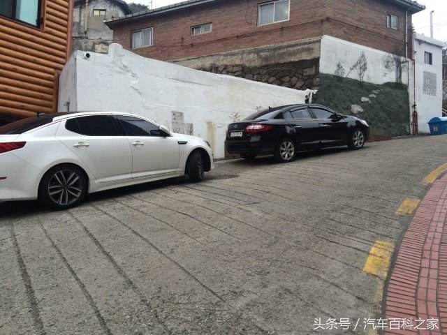 手动挡停车不熄火的正确步骤,手动挡熄火停车是空挡还是一档