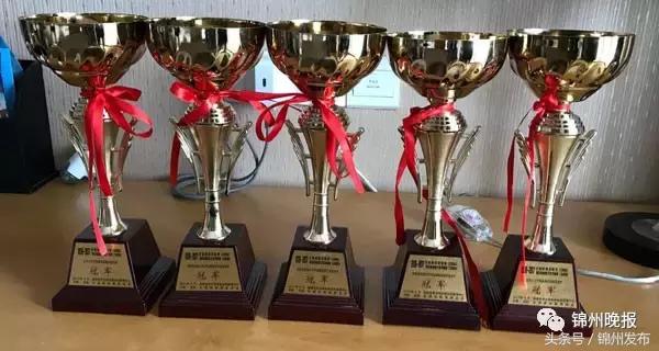 最新国际比赛啦啦操第一名,国外啦啦操比赛全国第一名