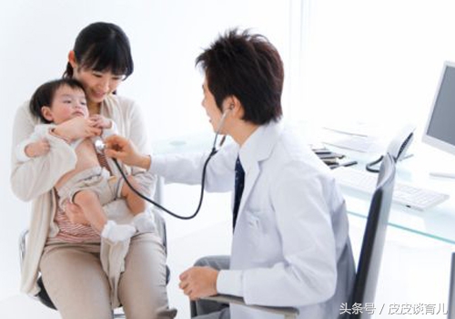 1岁半小孩突然不吃饭怎么办,1岁宝宝不吃辅食妈妈无奈求助